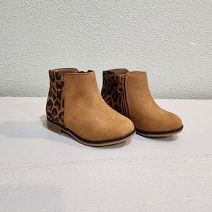 Cognac and leopard print booties